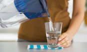 Uống nước đun sôi để nguội lâu ngày gây ung thư?