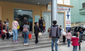 Nghi bị nhiễm khuẩn ấu trùng sán lợn, hàng trăm học sinh ở Bắc Ninh xuống Hà Nội xếp hàng xét nghiệm