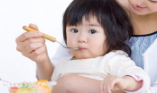 5 sai lầm khi cho bé ăn dặm khiến cho trẻ chán ăn suy dinh dưỡng bẩm sinh, đặc biệt là điều thứ 4