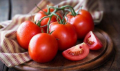 Điều cấm kị khi ăn cà chua, nhiều người vẫn làm mà không biết đang nuôi lớn mầm bệnh trong người