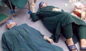 Hai bác sĩ nằm ra sàn vì kiệt sức sau 32 tiếng căng thẳng phẫu thuật cho bệnh nhân khiến ai cũng cay mắt