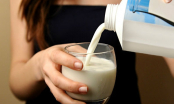 Uống 1 li sữa nóng đúng vào khung giờ này, đảm bảo dinh dưỡng tăng gấp đôi, chiều cao tăng đáng kể