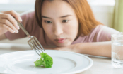 5 sai lầm ăn uống khiến bạn tăng cân vù vù dù khóa mồm nhịn ăn