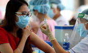 Tiêm mũi 3 vắc-xin Covid-19: Bác sĩ Trương Hữu Khanh chỉ rõ những phản ứng có thể xảy ra