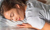 Bác sĩ hướng dẫn tư thế ngủ tốt nhất cho F0, làm giảm triệu chứng khó chịu, nhanh hồi phục