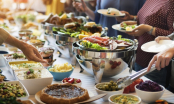 Nhân viên nhà hàng buffet lâu năm tiết lộ: 4 cách giúp bạn ăn buffet thông minh không lo bị thiệt thòi