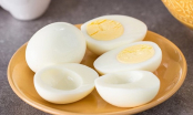 Thả thứ này vào luộc trứng: Trứng dễ bóc vỏ, lòng đỏ bùi ngậy, đậm đà hơn rất nhiều