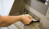 Rút tiền ở cây ATM bị nuốt thẻ: Nhớ nhấn ngay một nút này lấy lại dễ dàng, không sợ mất thẻ