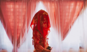 Vì sao cô dâu thời xưa phải đội khăn trùm đầu đỏ, không được lỡ giờ đẹp vào nhà chồng?