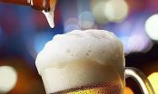 Mùa hè uống bia: Rót bia có bọt hay không có bọt là ngon nhất?