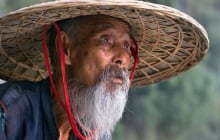 Tổ Tiên nói: 'Đầu người giàu không có tóc, chân người nghèo không có lông', nghĩa là gì?