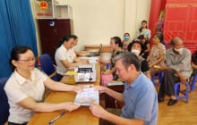 Người lao động trên 60 tuổi chưa đủ điều kiện hưởng lương hưu sẽ được nhận trợ cấp hàng tháng từ ngày 1/7/2025