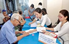 Từ 1/7/2025, 3 đối tượng sau đây sẽ bị tạm dừng chi trả lương hưu, trợ cấp BHXH hàng tháng