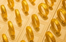 Bảng giá vàng 9999 24K 18K SJC DOJI PNJ hôm nay 8/6/2025
