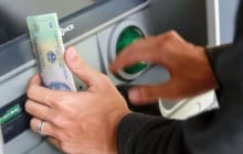 Hạn mức rút tiền thay đổi: Người dân được rút tối đa bao nhiêu tiền?