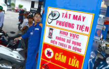 Từ 1/7/2025: Sử dụng điện thoại tại cây xăng có thể bị phạt đến 7 triệu đồng, có phải không?