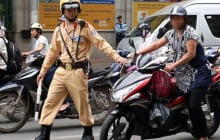 Kể từ tháng 7/2025: Vợ chồng đi xe của nhau, không chính chủ có bị phạt tới 8 triệu đồng có đúng không?