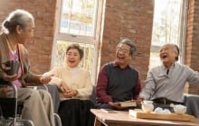 Trưởng thành rồi mới thấm: Anh em ruột đôi khi chẳng còn là người một nhà