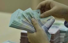 Bảng lương viên chức dự kiến từ 1/7: Tăng lương cơ sở, thu nhập thay đổi thế nào?