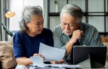 Trước khi giao hết tiền tiết kiệm cho con cái: 3 câu hỏi quan trọng cần cân nhắc để tránh hối hận