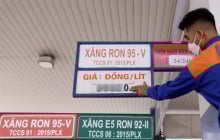 Chiều nay, giá xăng dầu giảm mạnh, có loại dầu giảm tới gần 10.000 đồng/lít