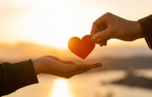 Càng chăm chỉ cho đi 3 thứ này, bạn càng dễ nhận lại nhiều điều tốt đẹp