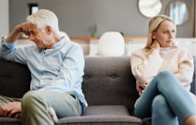 Hôn nhân trung niên và những cuộc ly hôn: Không phải vì bốc đồng