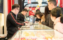 Giá vàng hôm nay 2/6: Vàng miếng tiếp tục lao dốc, nhà đầu tư lo lắng