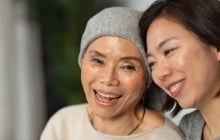 Câu chuyện truyền cảm hứng về những phụ nữ sống tích cực giữa bạo bệnh