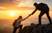 Những người có 7 đặc điểm này thường được quý nhân nâng đỡ, dễ gặp cơ hội hơn người