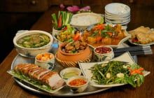 Mâm cơm Việt 500.000 đồng bán giá 5 triệu: Giá trị thật nằm ở đâu?