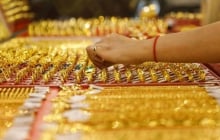Giá vàng hôm nay (12/8): Bất ngờ quay xe giảm sâu 1,5 triệu/lượng, nhà đầu tư chóng mặt!