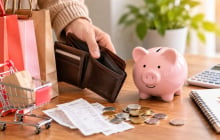3 thói quen khiến bạn ngày càng hao tài tổn lộc, nhiều người vẫn vô tình mắc phải