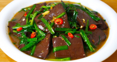 Con lợn có thứ này cực tốt, Sắt cao gấp 18 lần trứng gà, giá rẻ như cho: Nhiều người lại vứt bỏ
