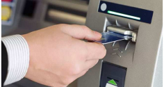 Rút tiền cây ATM không may bị nuốt thẻ: Ấn ngay nút này nhả thẻ nhanh, chẳng cần chờ đợi