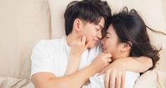 Phụ nữ có 'nhu cầu mạnh mẽ' nhất vào hai khoảng thời gian này, đàn ông hãy chú ý