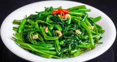 Rau muống ăn rất ngon nhưng đại kỵ với 7 người này, càng ăn càng sinh bệnh