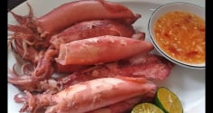 Cách hấp mực không tanh, giòn sần sật