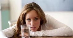 7 vấn đề sức khỏe có thể xảy ra, nếu bạn lười uống nước