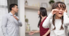 Tôi hận bởi bố mẹ nói 'không ly hôn là vì các con', ước gì họ đã không làm vậy