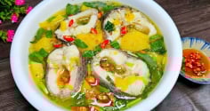 Nấu canh cá chỉ bỏ nước thôi là dại: Thả thêm gia vị này vào cá hết tanh, thơm ngon cực phẩm