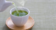 4 thay đổi có thể xảy ra trong cơ thể bạn nếu bạn thường xuyên uống trà xanh