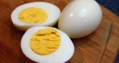5 người nên thường xuyên ăn trứng luộc