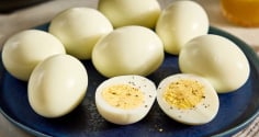 Trứng dễ ăn và lành tính nhưng có 5 nhóm người nên hạn chế ăn
