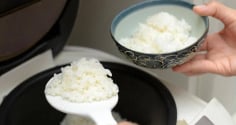 Thêm 1 thìa giấm vào nồi cơm, tác dụng bất ngờ, nhiều người chưa biết