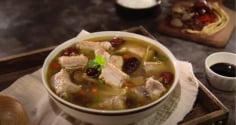 Cách nấu canh sườn non ngon tại nhà