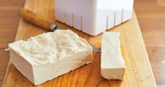 Điều gì xảy ra với cơ thể nếu thường xuyên ăn đậu phụ?