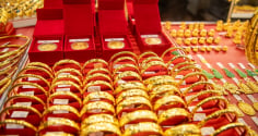 Giá vàng hôm nay 15/5/2026: Vàng SJC lao dốc, giá nhẫn giảm mạnh