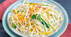 Người mắc 5 bệnh này không nên ăn giá đỗ