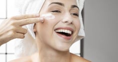 Cách chọn kem dưỡng ẩm phù hợp với từng loại da để phát huy hiệu quả chăm sóc da tối ưu